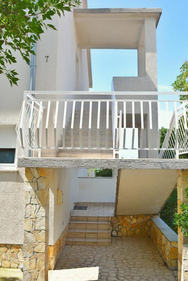 Apartments With A Parking Space Smrika, Kraljevica - 15709 外观 照片